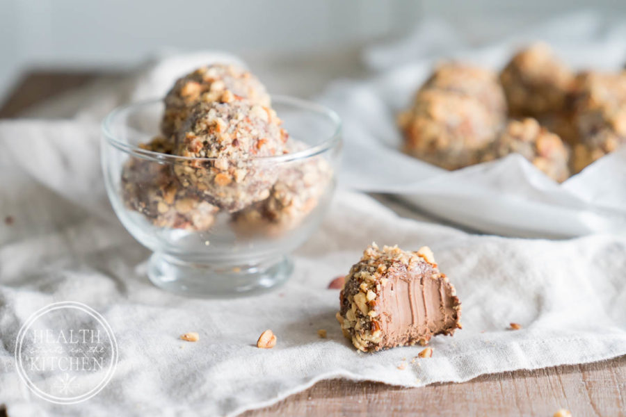 Almond bourbon keto fat bombs