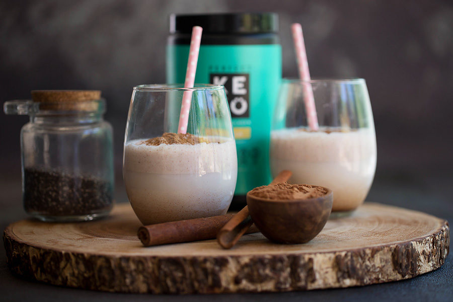 keto breakfast no eggs idea: chai protein shake