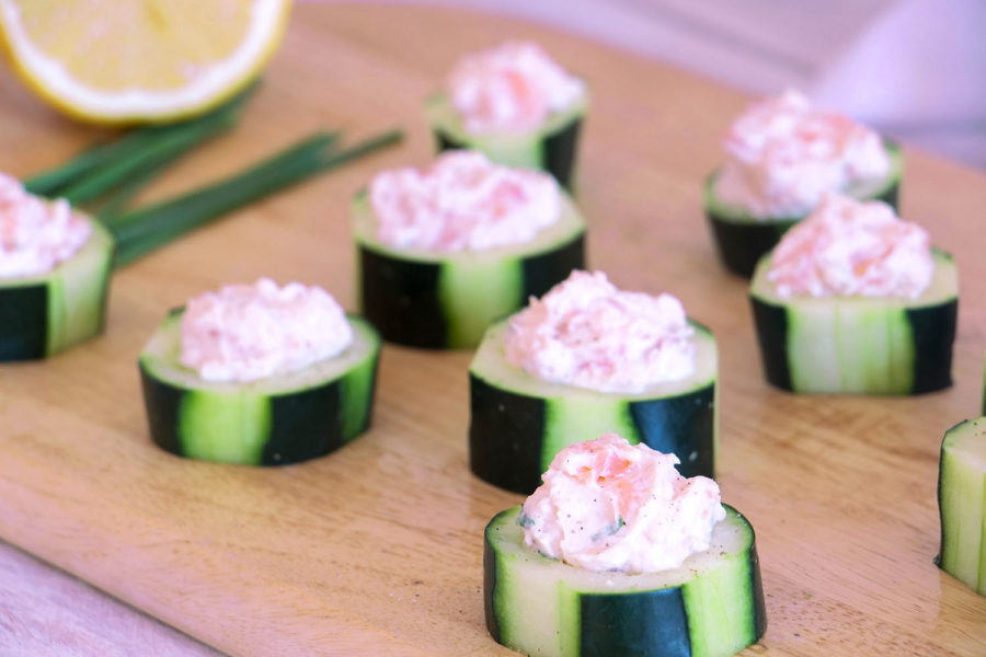 Low-carb appetizers: salmon cucumber