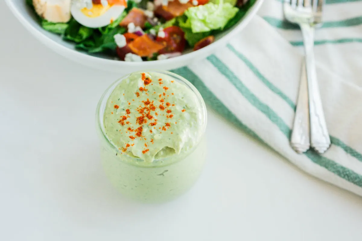 Keto sauces: Avocado dressing