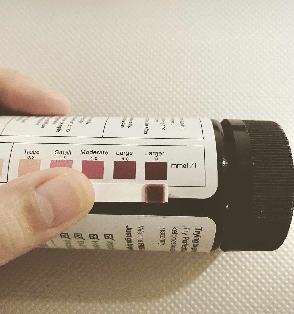 How to Use Ketone Strips for Ketosis (And What the Results Mean